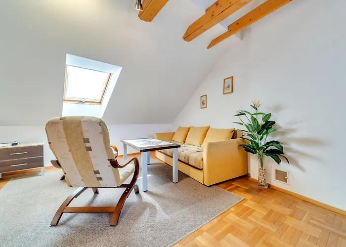 Apartment Krolowej Jadwigi By Interhome